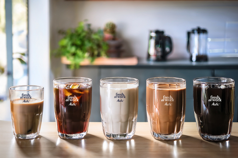 Top 5 nachhaltige Getränke fürs Büro ✓ Leitungswasser, Haferdrink & Bio-Kaffee ✓ Mit Kaffeevollautomat & Wasserspender nachhaltig genießen ✓ Jetzt lesen!